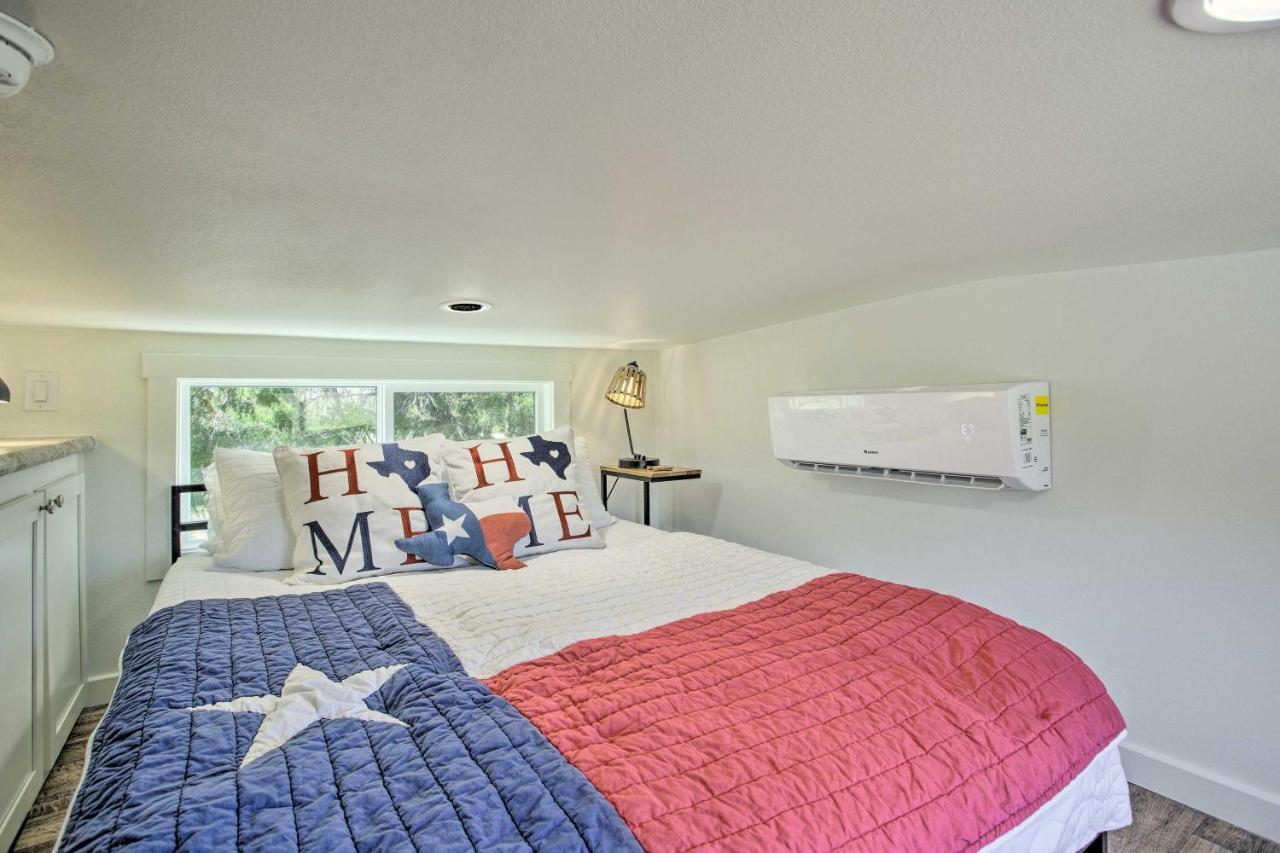 Cozy Mckinney Tiny Home With Porch And Fire Pit! ภายนอก รูปภาพ