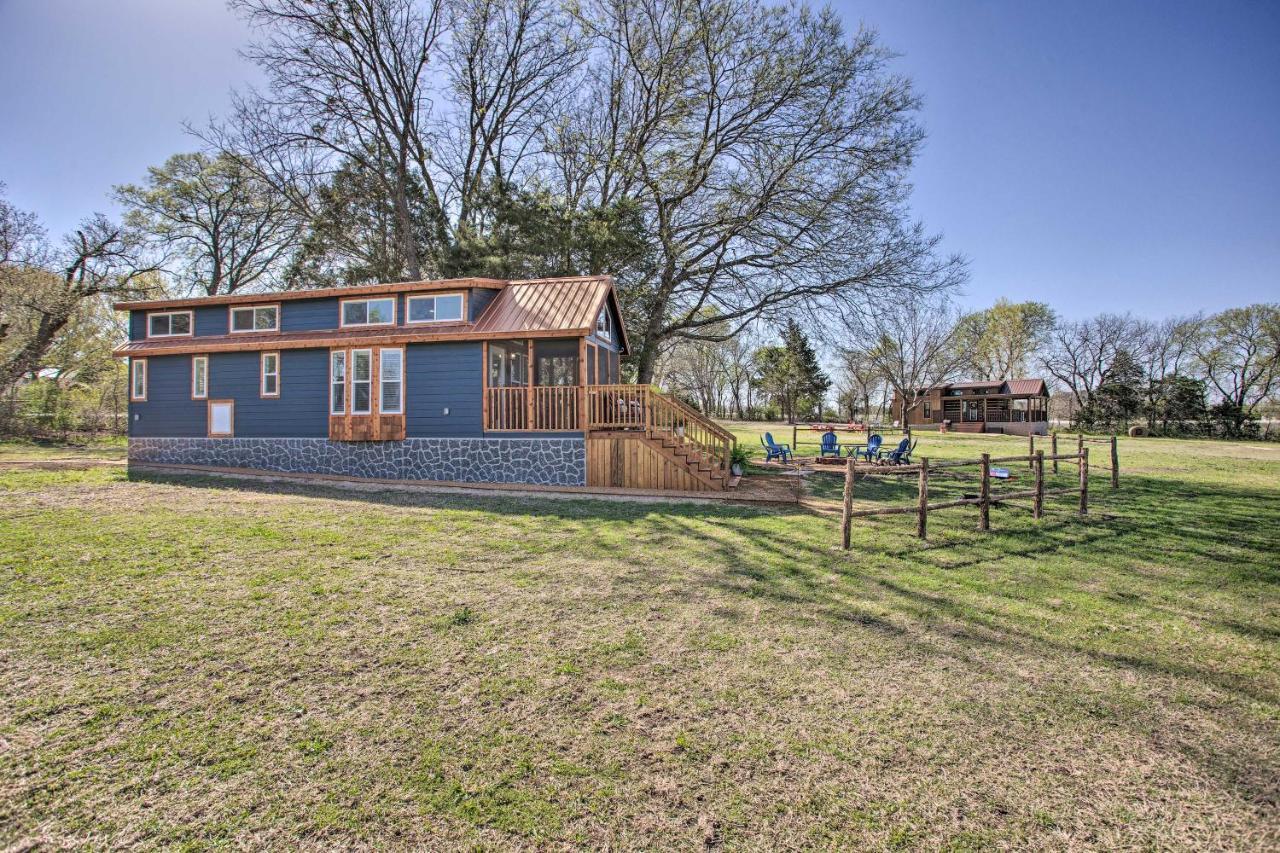 Cozy Mckinney Tiny Home With Porch And Fire Pit! ภายนอก รูปภาพ